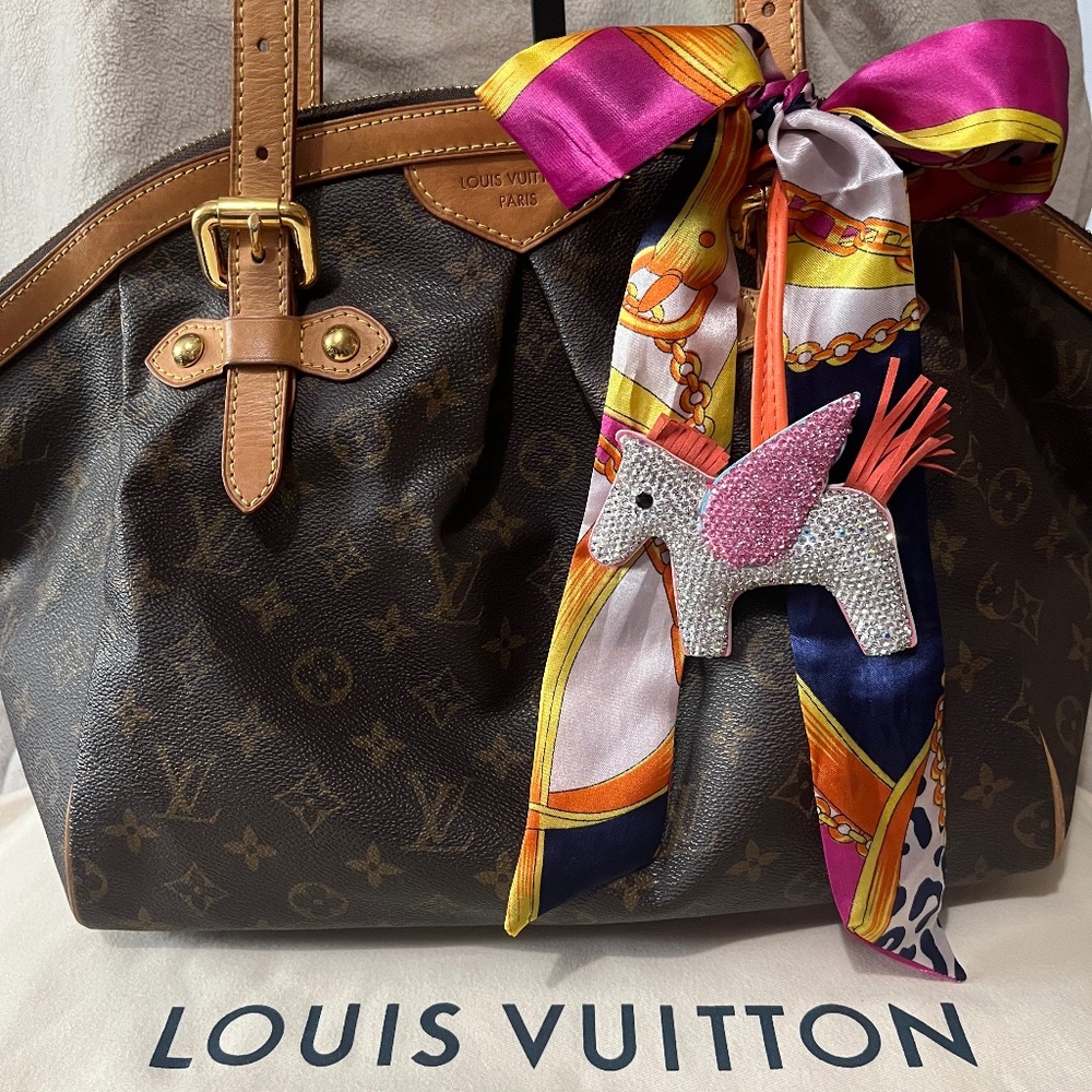 Louis Vuitton Tivoli GM – Authentic Monogram Shoulder Bag – w/ Dust Bag & COA